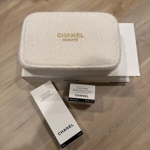 Chanel Beauty Holiday Gift Set Cleanser And Cream Set